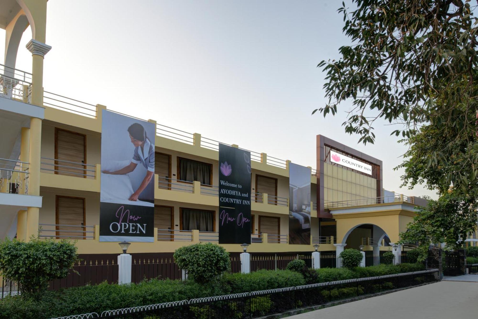 Country Inn Ayodhya - Opposite Airport Екстер'єр фото