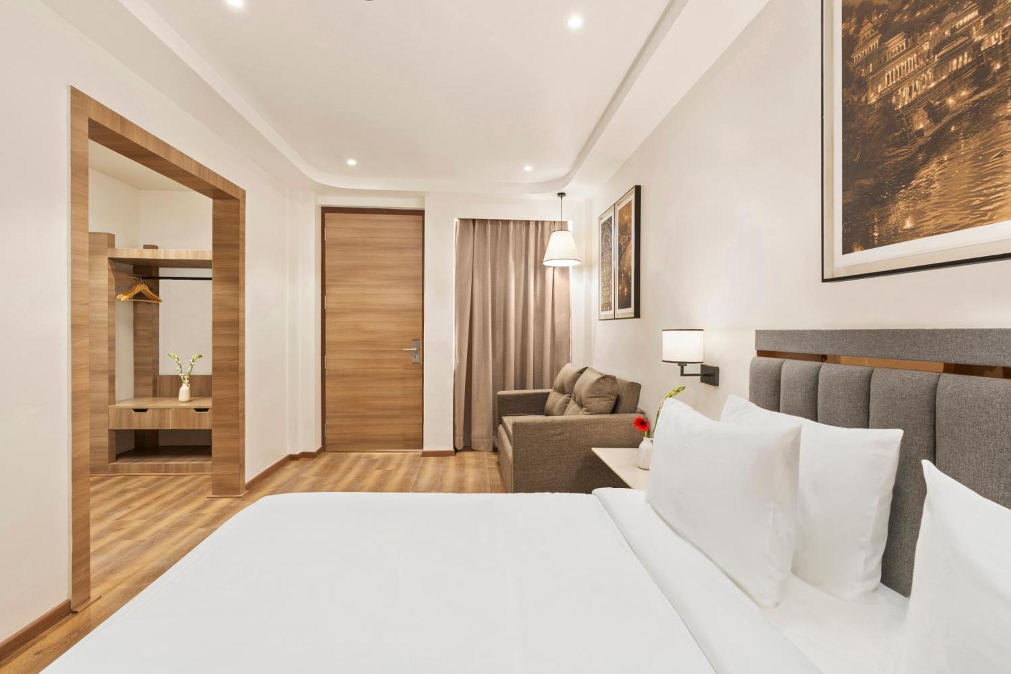 Country Inn Ayodhya - Opposite Airport Екстер'єр фото