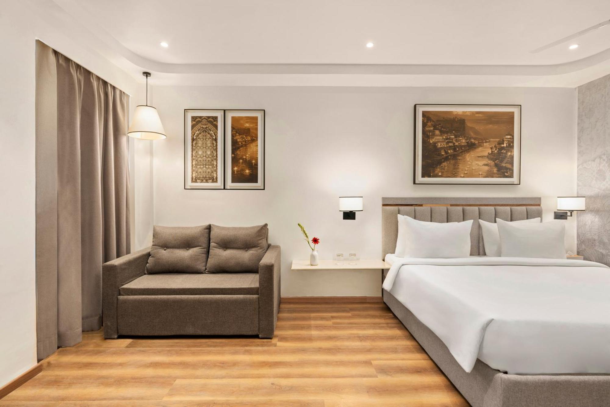 Country Inn Ayodhya - Opposite Airport Екстер'єр фото